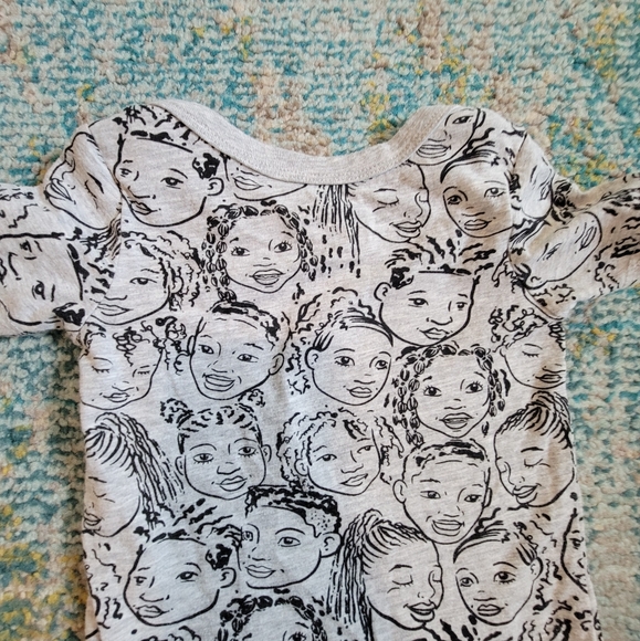 Well Worn Girls Gray Short Sleeve Bodysuit 6-9 Months - Picture 6 of 7